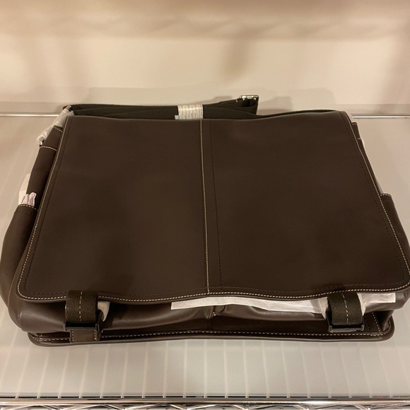 Men’s Coach Messenger Bag - Picture 10 of 12